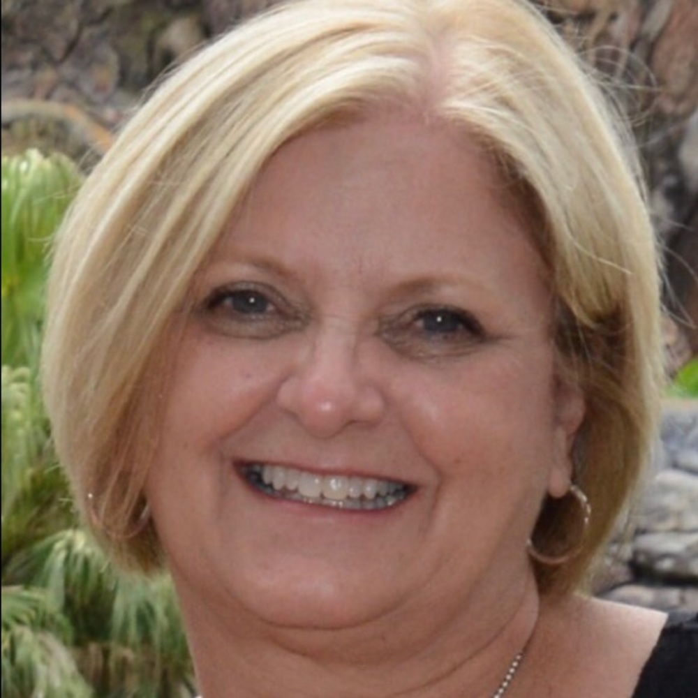 Meet your Posher, Paula